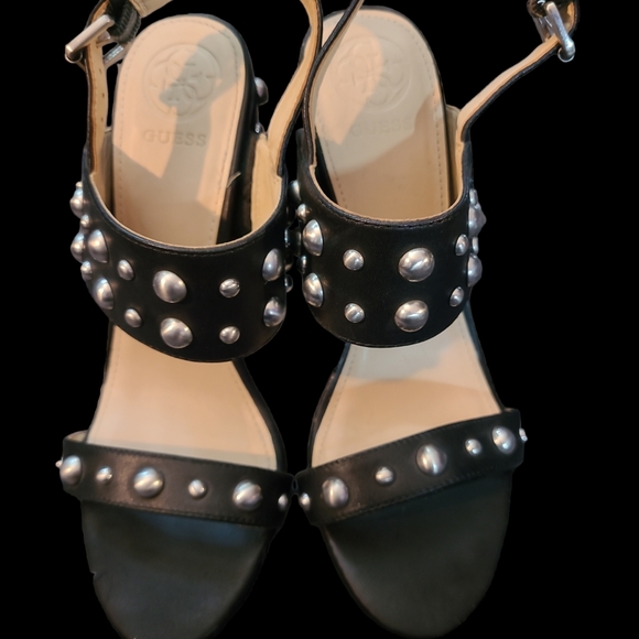 GUESS studded heels size 6.5 - Picture 5 of 7